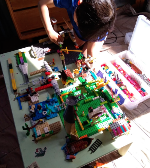 レゴ クラシックは何歳から ブロックはレゴ以外もある おりろぐ