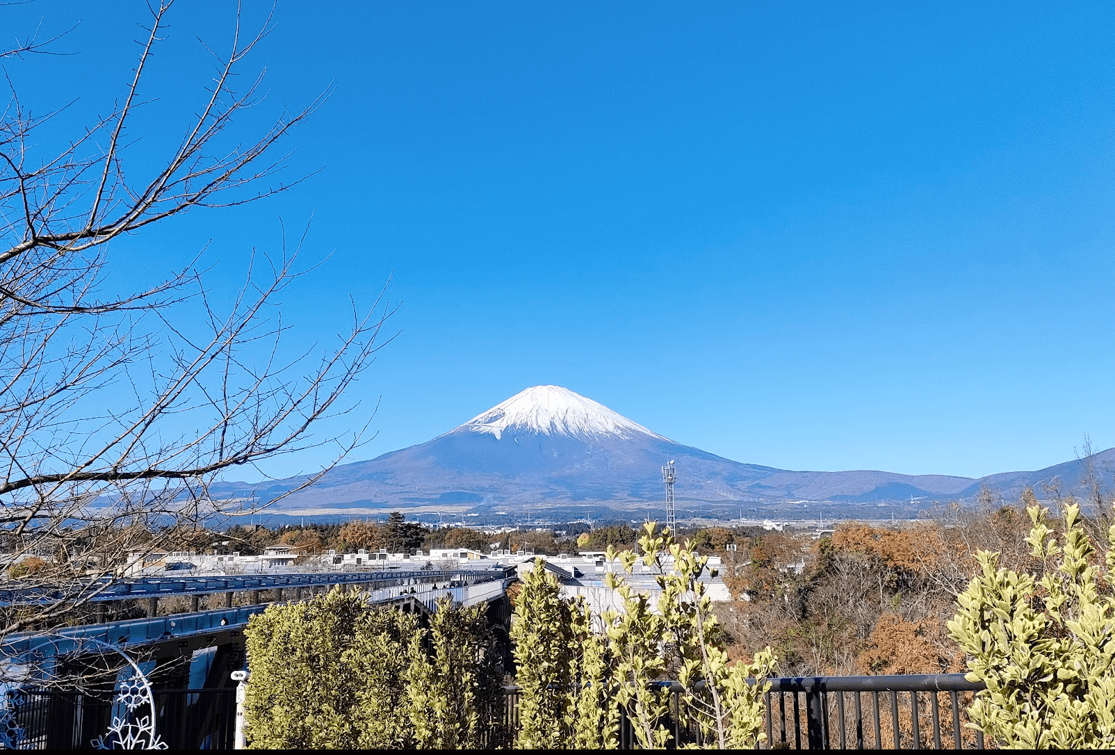 御殿場プレミアムアウトレットの富士山2